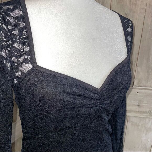 Black lace floral detail dress Victoria’s Secret Moda International - Picture 3 of 5